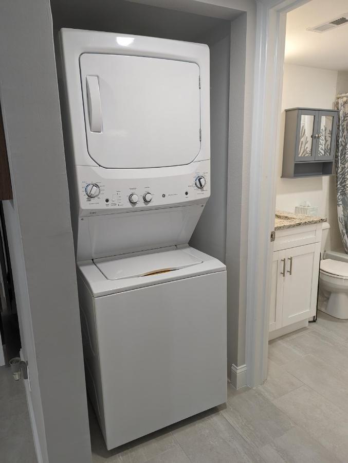 New Condo! Just 15 Min To Ft Myers And Sanibel Beach! Great Location!! Fort Myers Eksteriør billede